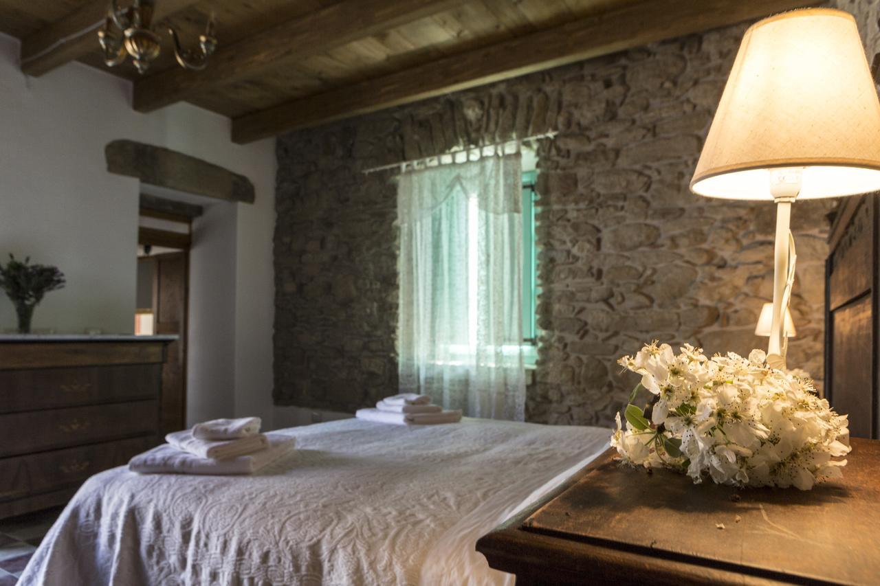 Cortis Antigas Bed & Breakfast Gesturi Bagian luar foto