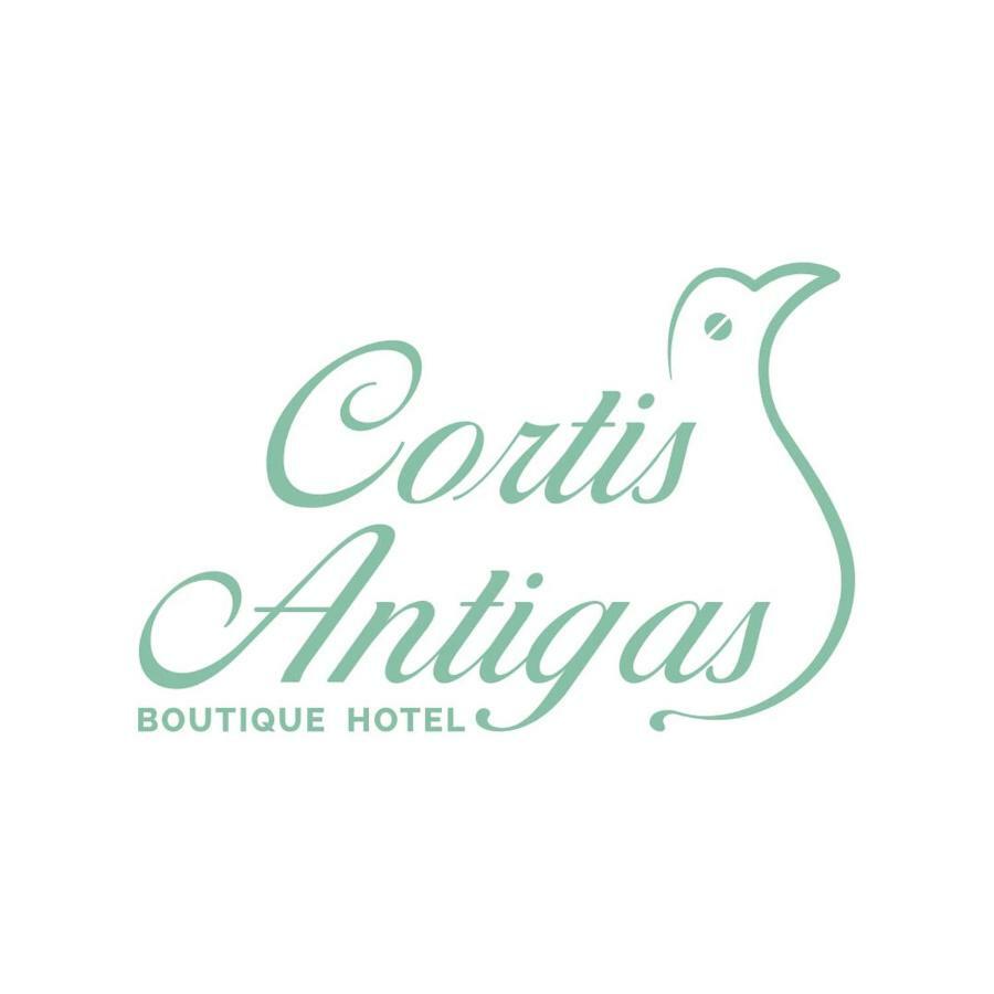 Cortis Antigas Bed & Breakfast Gesturi Bagian luar foto